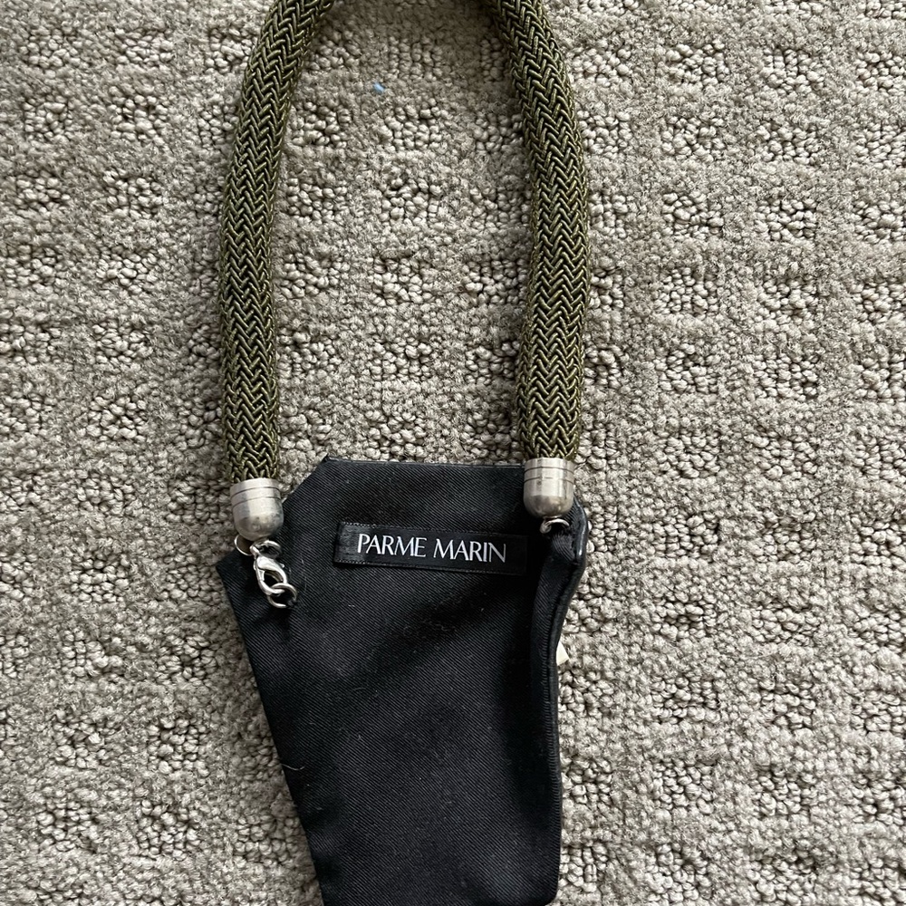 Parker Marin black leather and green necklace